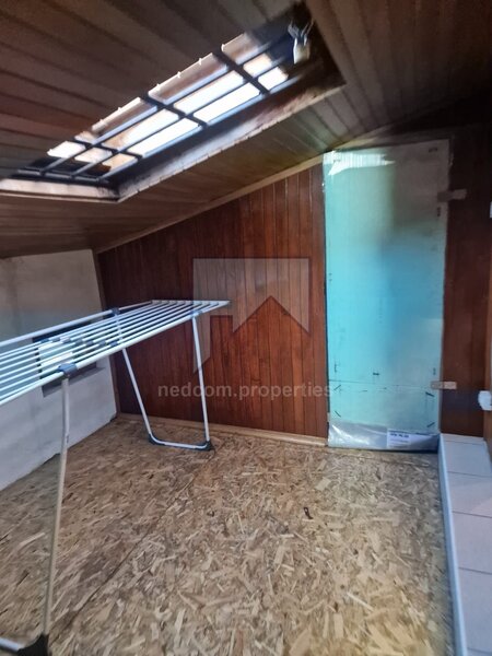 Teiul Doamnei. Vanzare apartament 3 camere (E1+M) in Vila (S+P+E1+M) - Teiul Doamnei